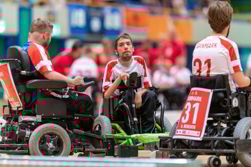 Cegal støtter verdensmestre i powerchair floorball